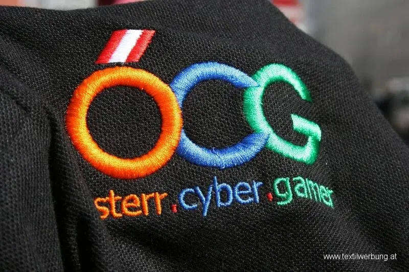 Poloshirt mit Logo bestickt, Stickerei von STICKDRUCK22 Wien
