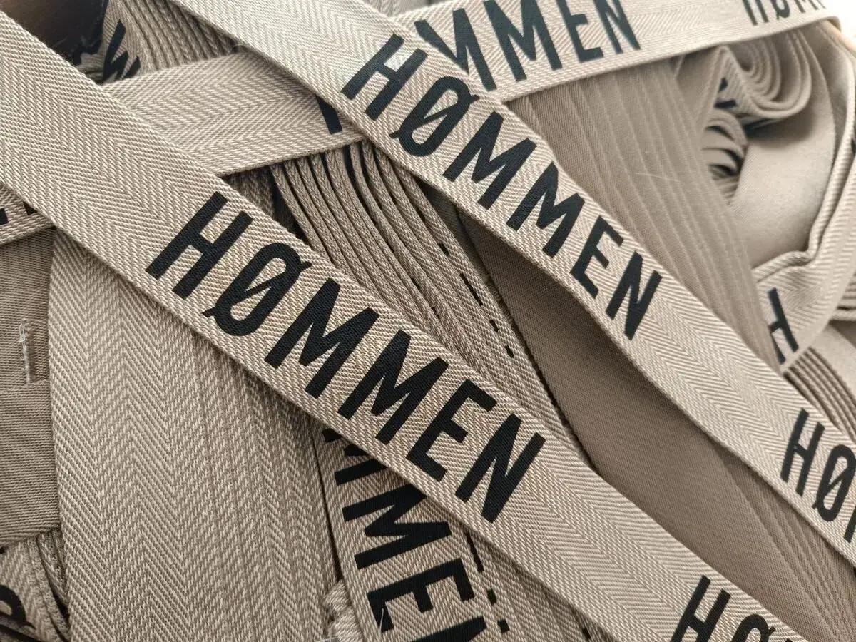 Siebdruck auf Stoffgurten HØMMEN Branding Wien