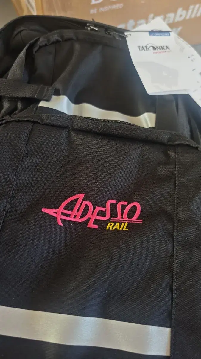 Arbeitshose mit gesticktem Logo