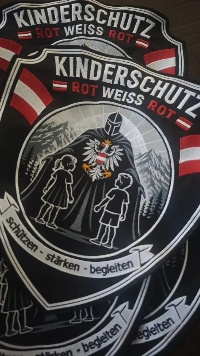 Vereinsaufnäher mit Wappen in Rot Weiß Rot
